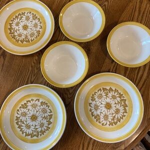 Vintage Jamestown China Large Serving Plates and Bowls Dinnerware Set